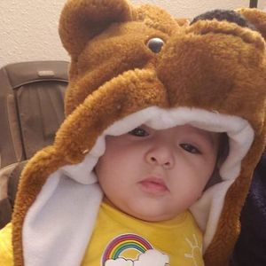 Meet your Posher, Izee